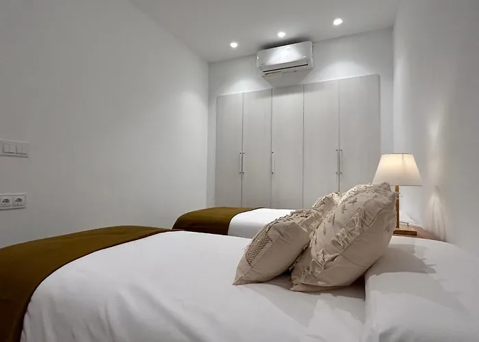 On La Concha - Iru San Sebastian