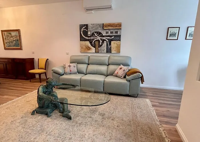 Apartment On La Concha - Iru *